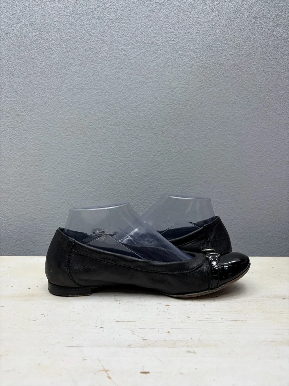 AGL Black Leather Monika Round Toe Flats Size 38